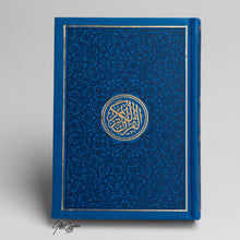 Afbeelding in Gallery-weergave laden, Lederen Rainbow Koran met gouden details op cover