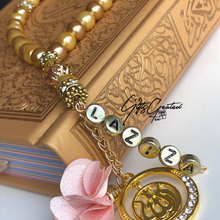 Afbeelding in Gallery-weergave laden, Tasbih (Goudkleurige naam en hangertje)