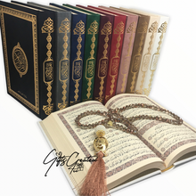 Afbeelding in Gallery-weergave laden, Fluwelen Koran met gouden details op cover