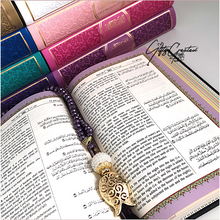 Afbeelding in Gallery-weergave laden, Lederen Rainbow Koran met Engelse vertaling