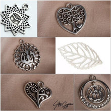 Afbeelding in Gallery-weergave laden, Tasbih (Zilverkleurige naam en hangertje)