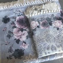 Afbeelding in Gallery-weergave laden, Luxe gebedskleed bloemenpatroon met naam (Volwassene)