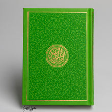 Afbeelding in Gallery-weergave laden, Lederen Rainbow Koran met gouden details op cover
