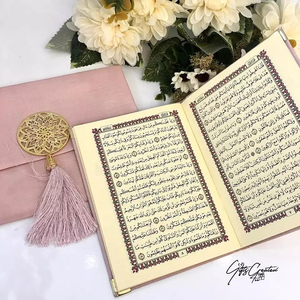 Koran boekje met bijhorende tasje en tasbih